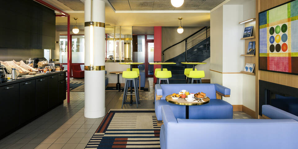 restaurant