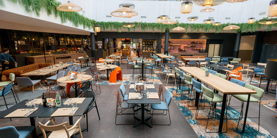 restaurant