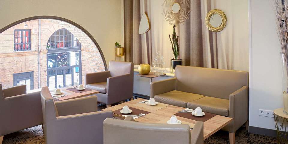 restaurant