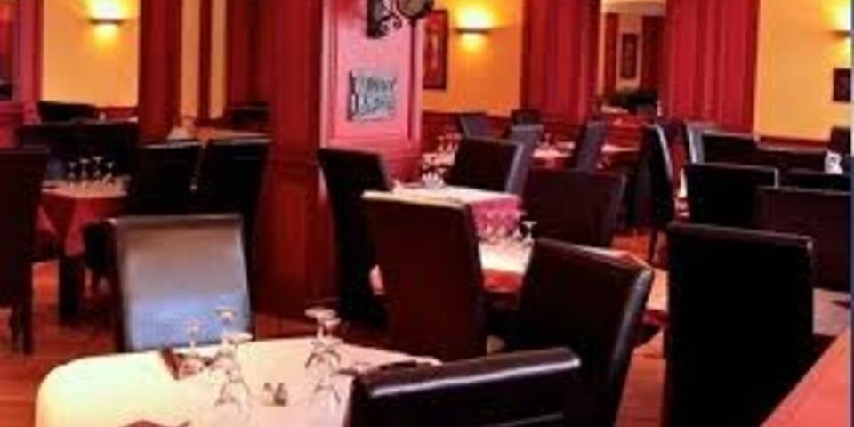 restaurant