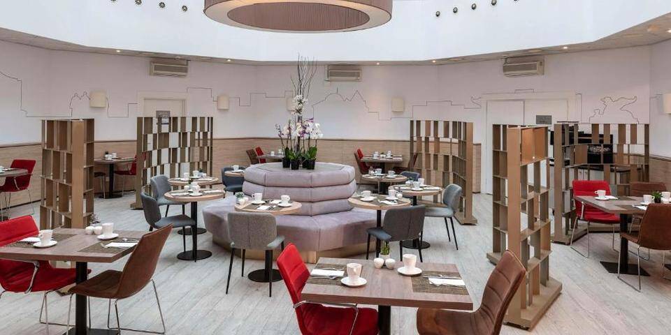restaurant