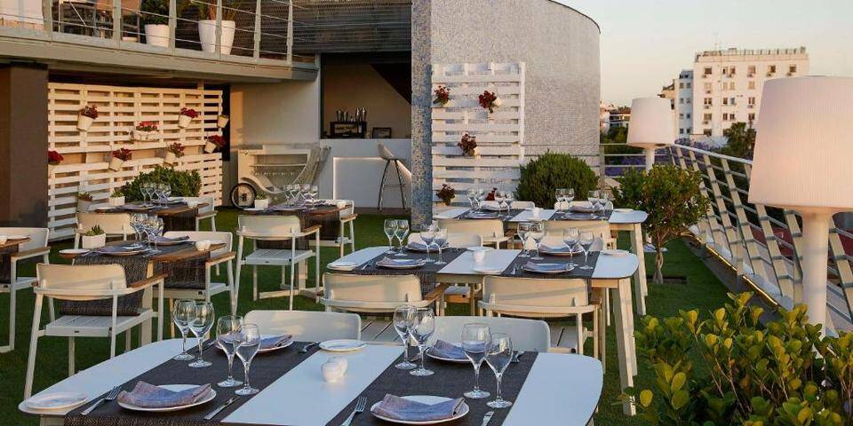 restaurant