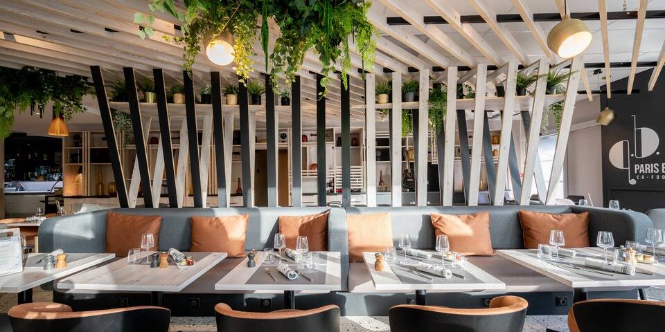 restaurant