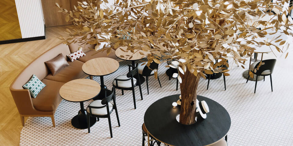 restaurant