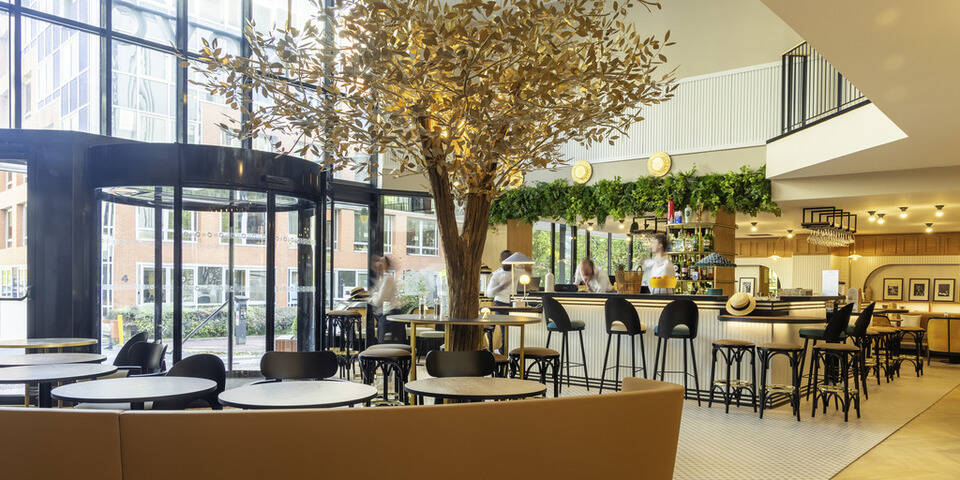 restaurant