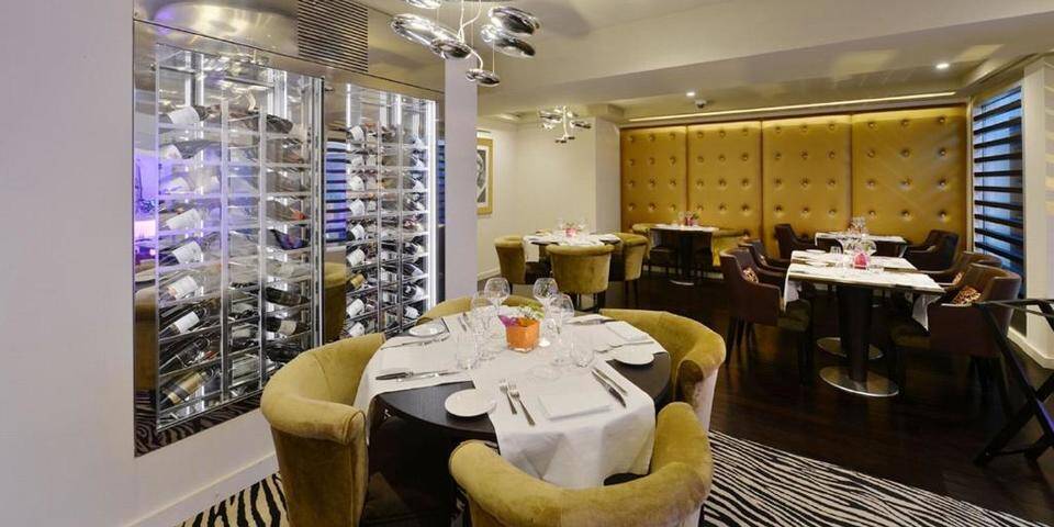 restaurant