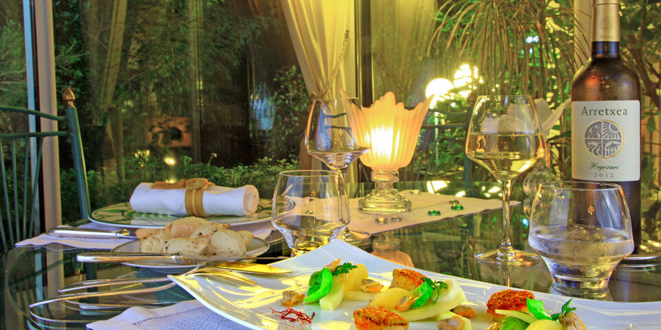 restaurant
