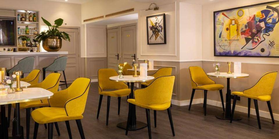 restaurant