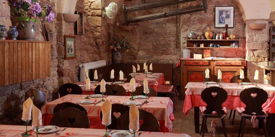 restaurant