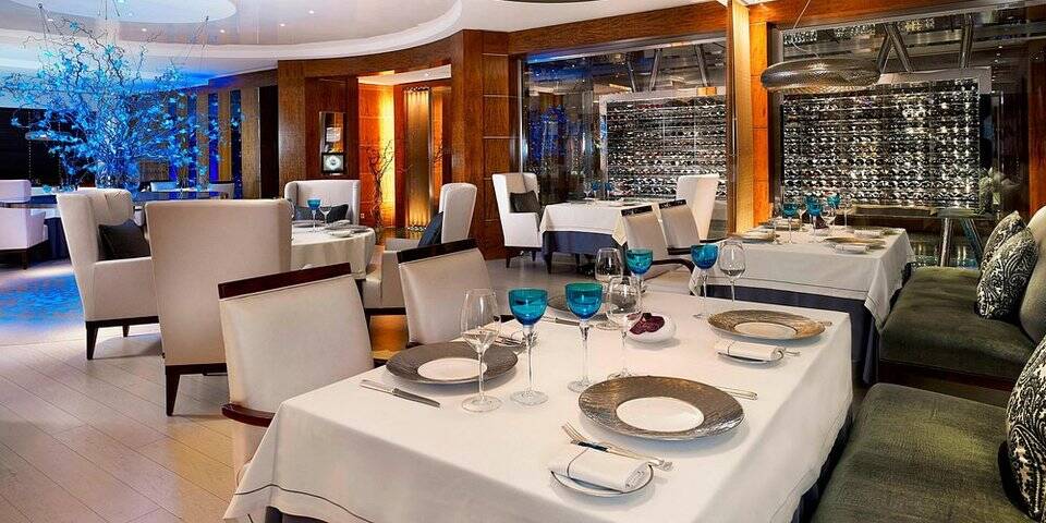 restaurant