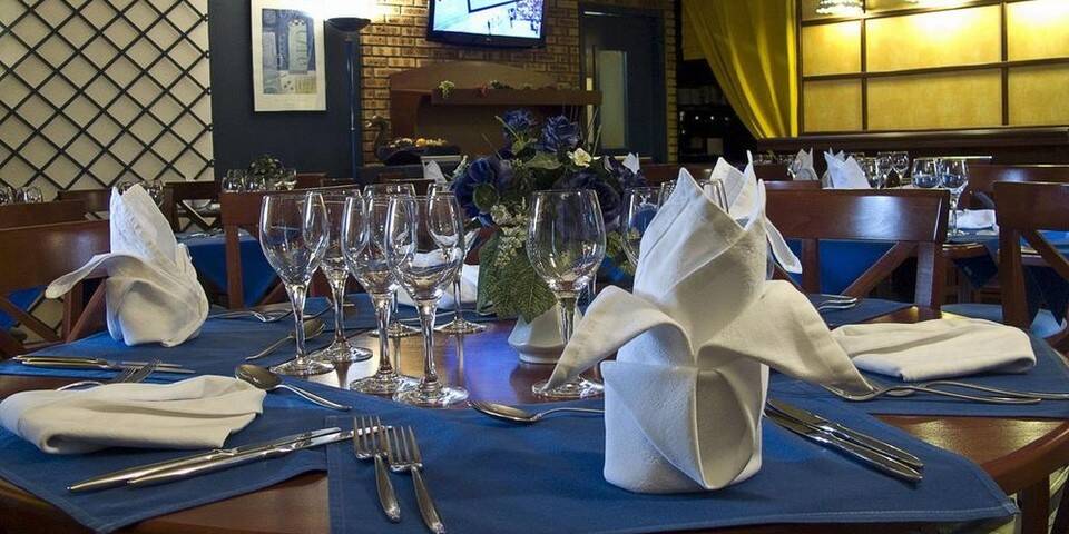 restaurant