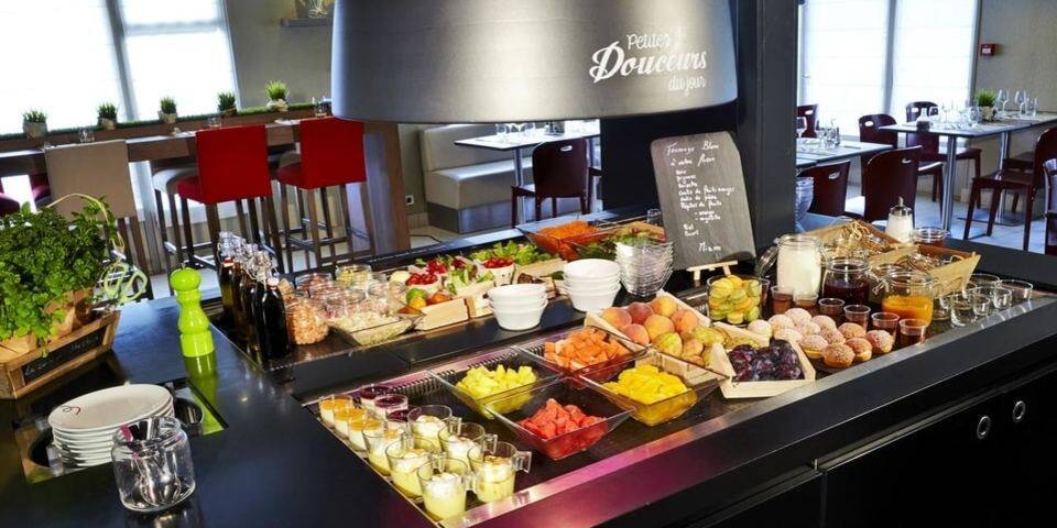 restaurant