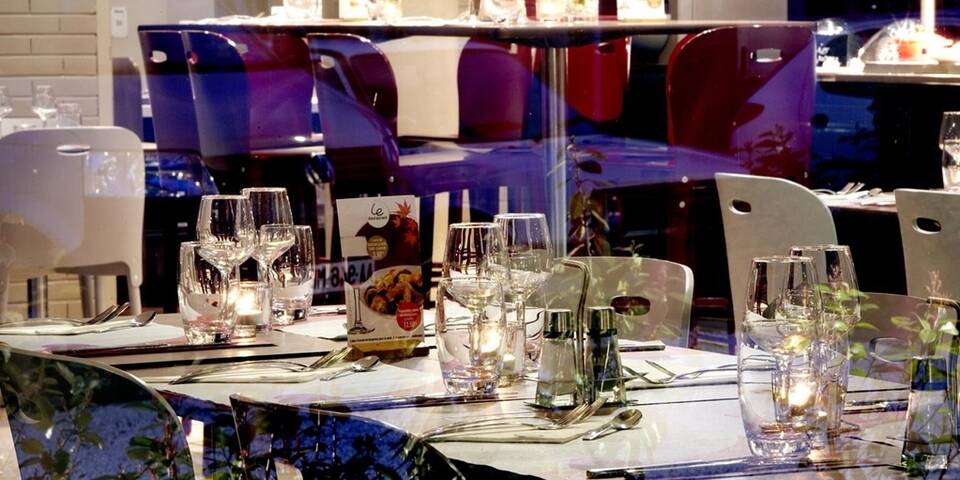 restaurant