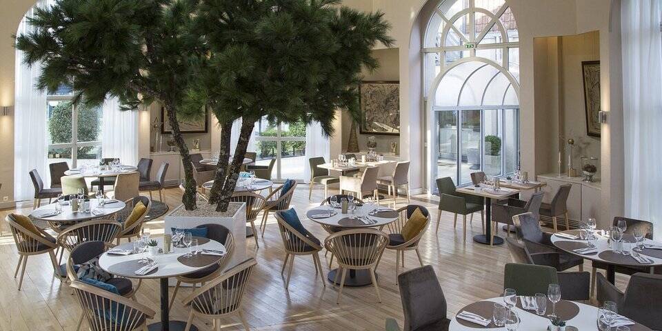 restaurant