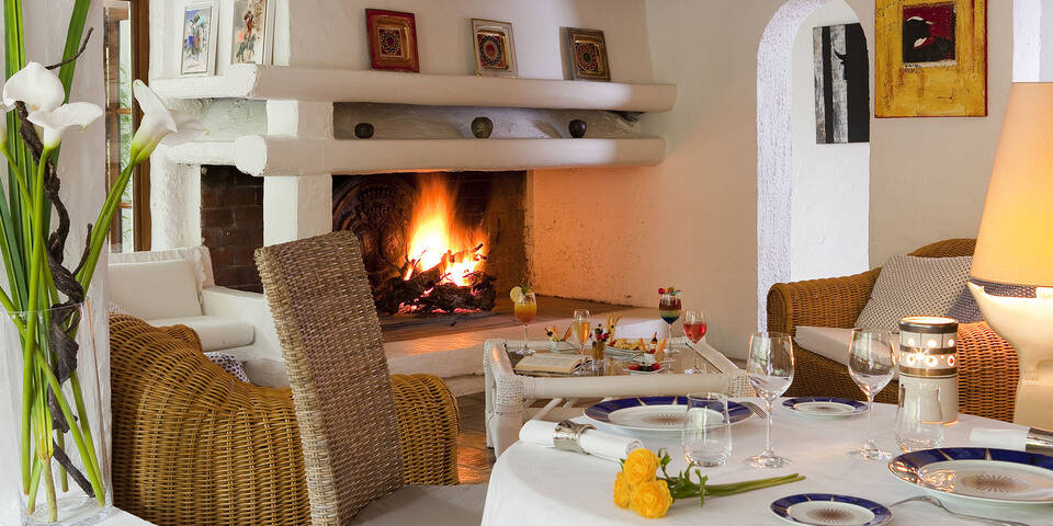 restaurant