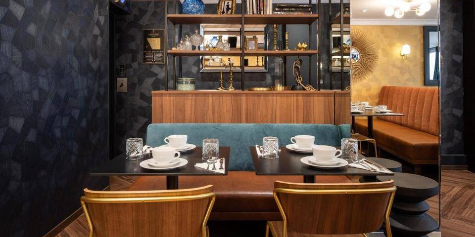 restaurant