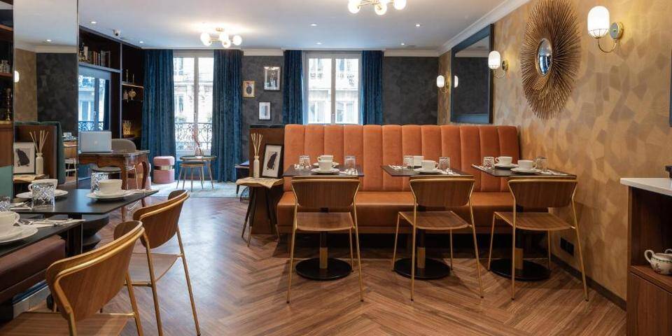 restaurant