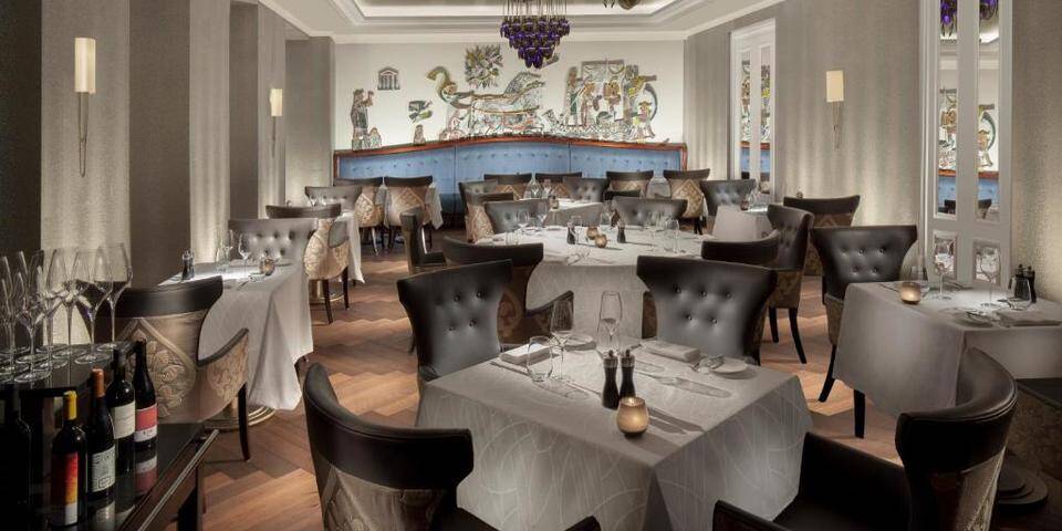 restaurant