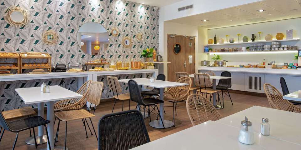 restaurant