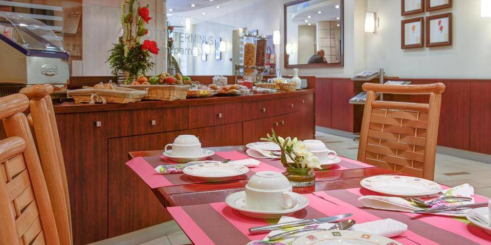 restaurant
