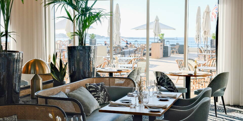 restaurant