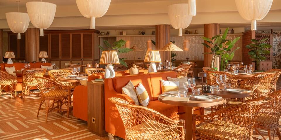 restaurant