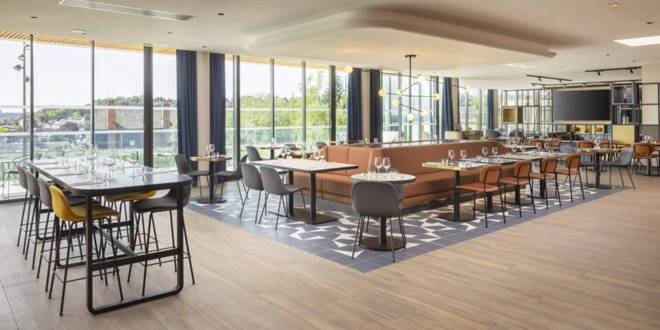restaurant