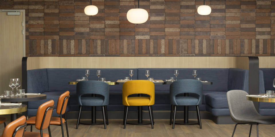 restaurant