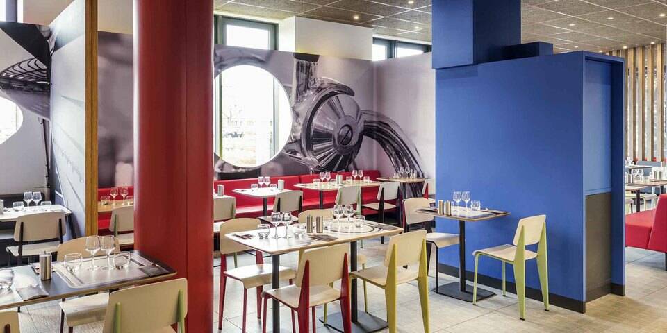 restaurant