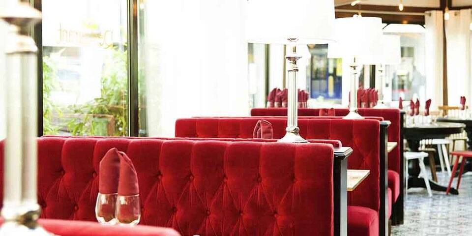 restaurant