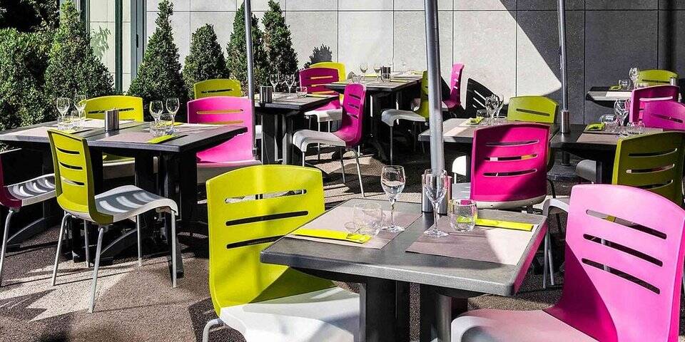 restaurant