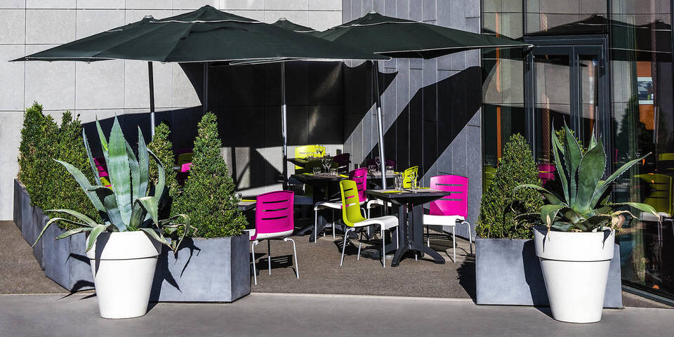 restaurant
