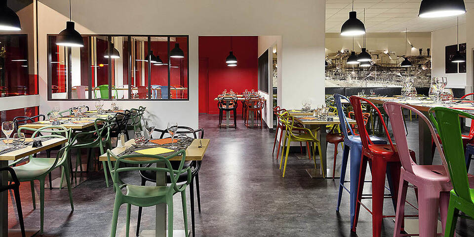 restaurant