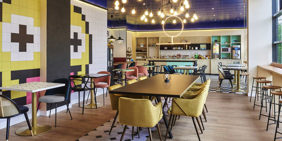 restaurant