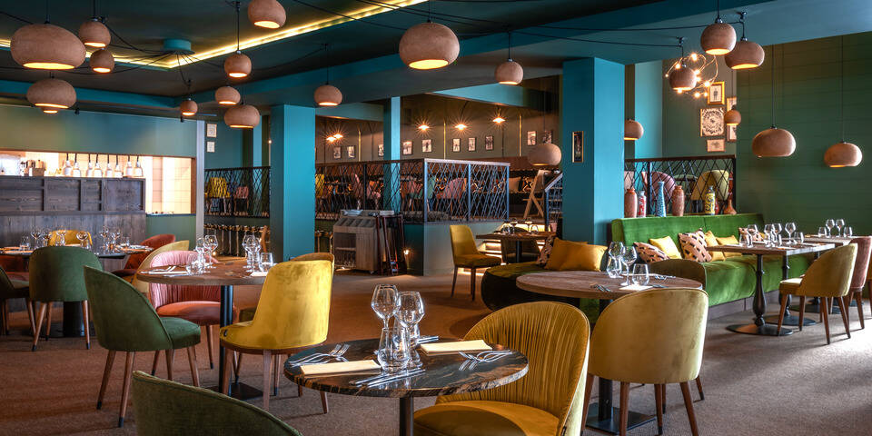 restaurant
