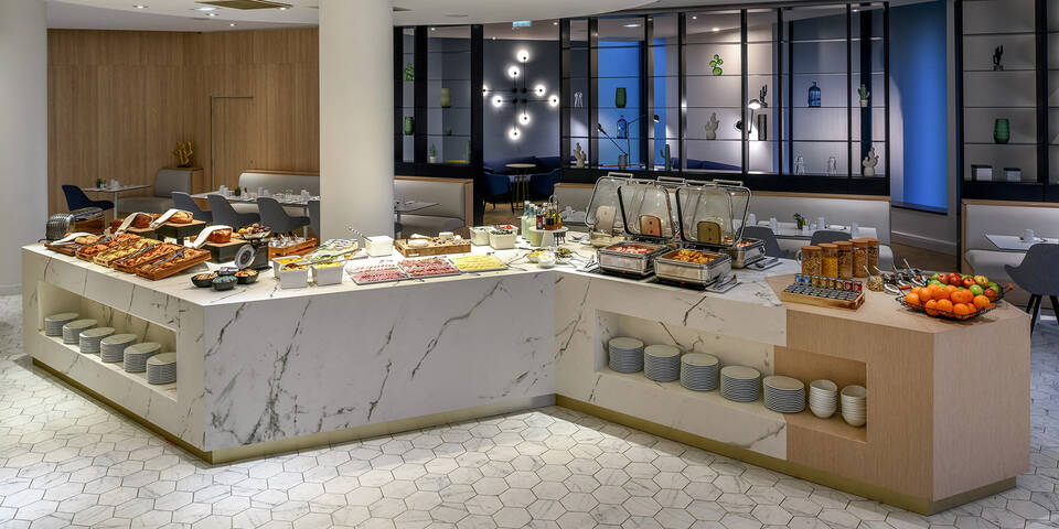 restaurant