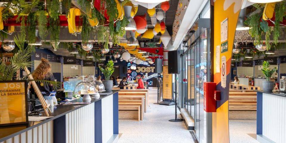 restaurant