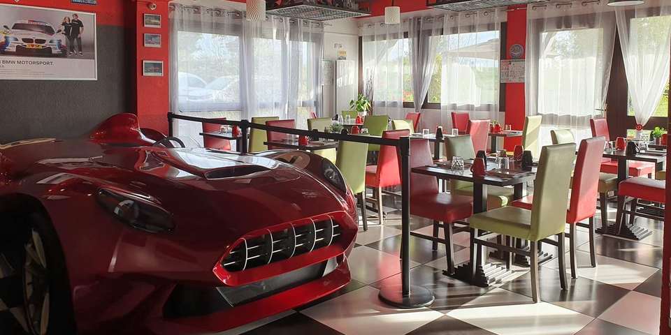 restaurant