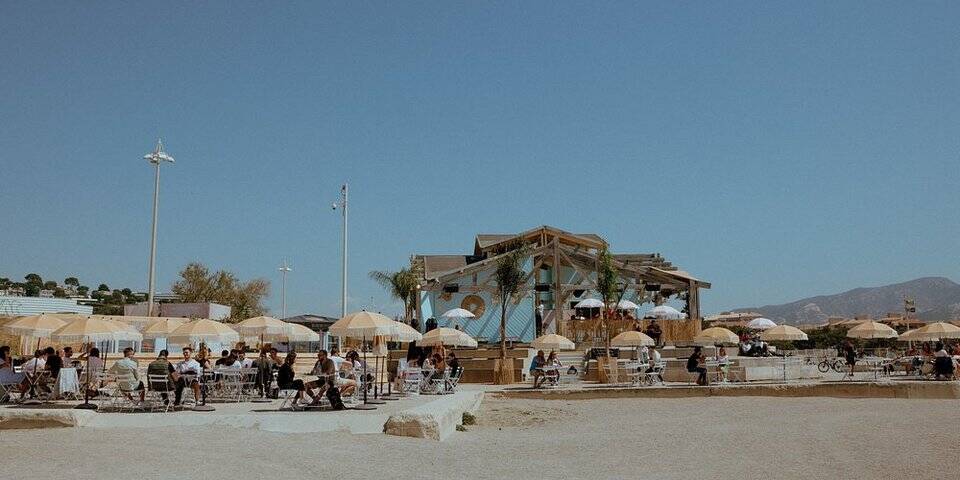 restaurant