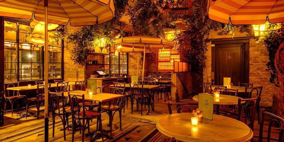 restaurant