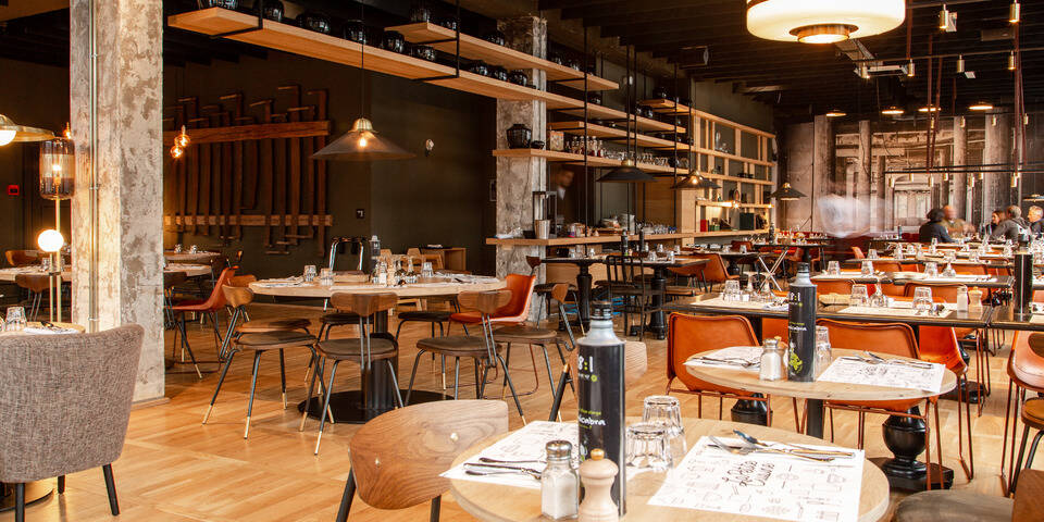 restaurant