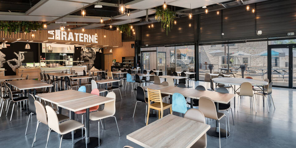 restaurant