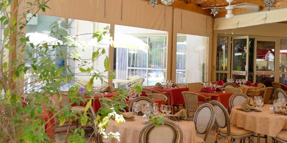 restaurant