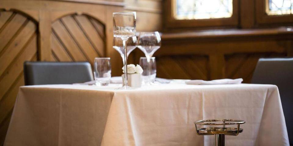 restaurant