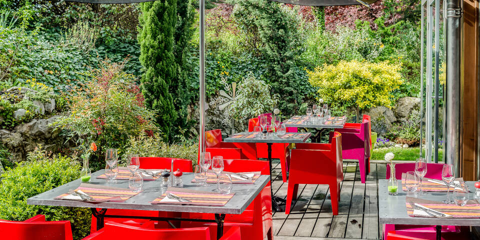 restaurant