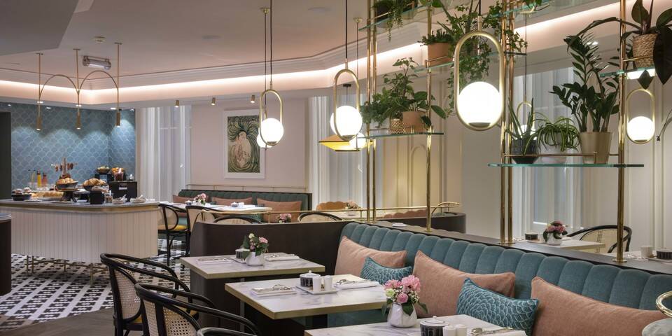 restaurant