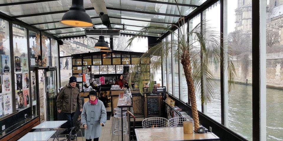 restaurant