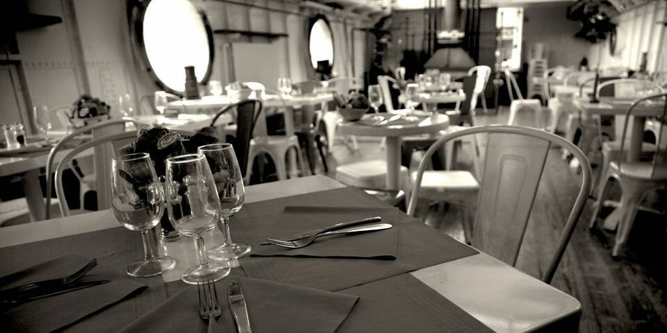 restaurant