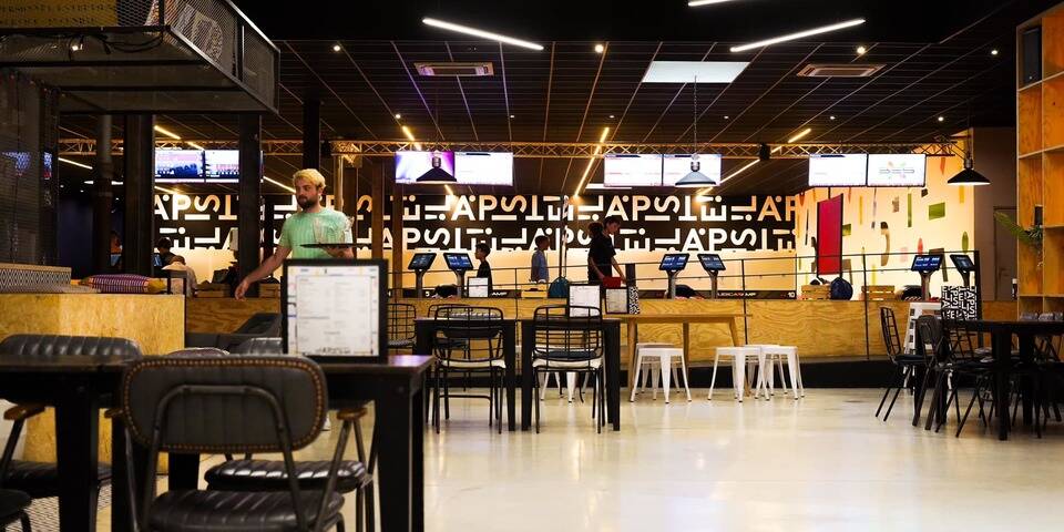 restaurant