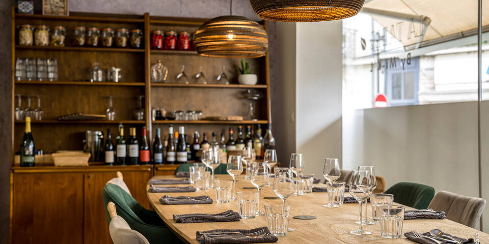 restaurant